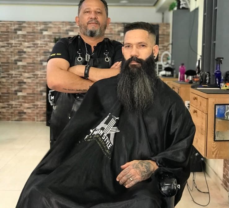 Combo corte e barba na Barbearia Executive