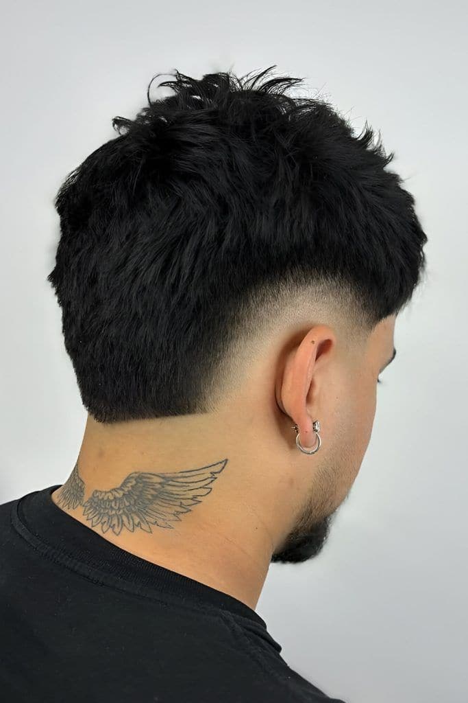 Acabamento de pezinho na Barbearia Executive